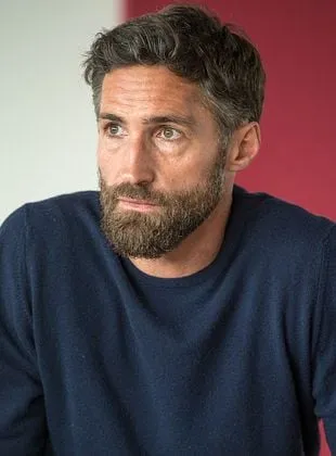 Benjamin Sadler - Ator, 12 de fevereiro de 1971