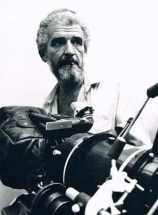 Bernard Noisette - 12 de novembro de 1932, 15 de julho de 2016