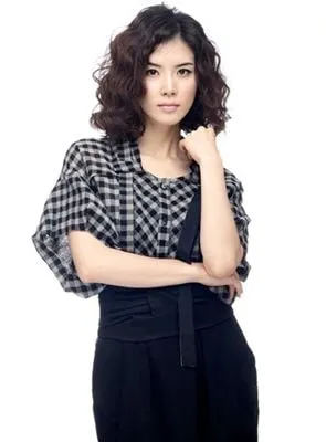 Bo-young Lee - 12 de janeiro de 1979