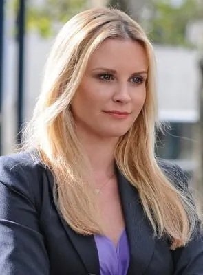 Bonnie Somerville - Atriz, 24 de fevereiro de 1974