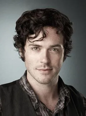 Brendan Hines - Ator, 28 de dezembro de 1976