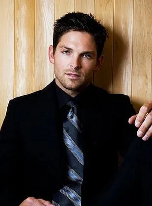 Brian Presley - Ator, 18 de agosto de 1977