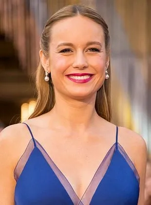 Brie Larson - Atriz, Produtor Executivo, Diretora, 1 de outubro de 1989