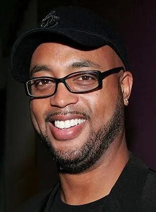 Bruce W. Smith - Diretor, Produtor Executivo, Criador, 6 de setembro de 1961