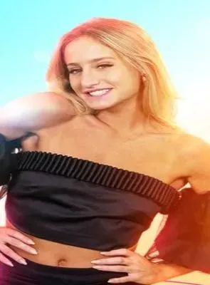 Bruna Griphao - Atriz, 10 de março de 1999