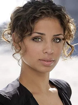 Brytni Sarpy - 21 de setembro de 1987