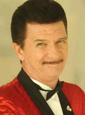 Buzz Belmondo - Ator, Roteirista, 20 de fevereiro de 1947