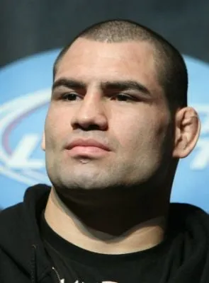 Cain Velasquez - 28 de julho de 1982