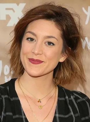 Caitlin McGee - Atriz, 9 de janeiro de 1988