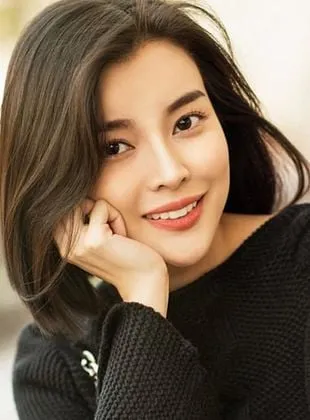 Cao Thái Hà - Atriz, 20 de abril de 1990