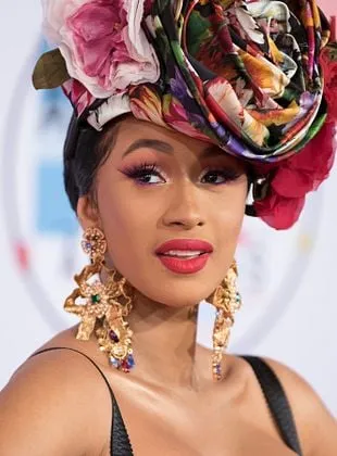 Cardi B - 11 de outubro de 1992