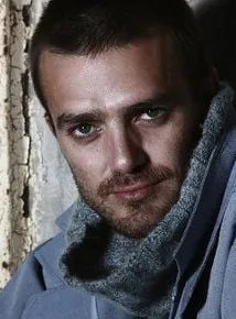 Carl Beukes - Ator, 3 de outubro de 1976