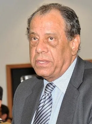 Carlos Alberto Torres - 17 de julho de 1944, 25 de outubro de 2016
