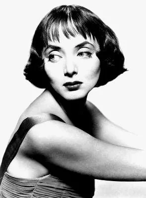 Carolyn Jones - Atriz, 28 de abril de 1930, 3 de agosto de 1983