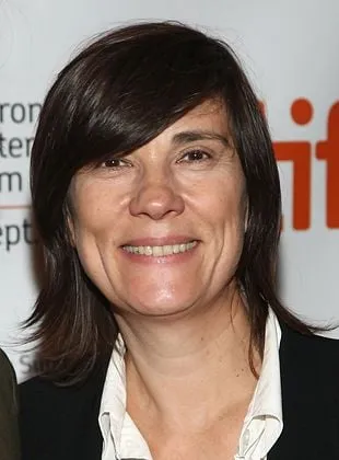 Catherine Corsini - Diretora, Roteirista, 18 de maio de 1956