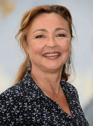 Catherine Frot - Atriz, 1 de maio de 1957