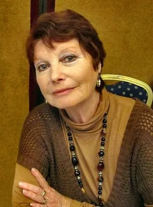 Catherine Schell - Atriz, 17 de julho de 1944