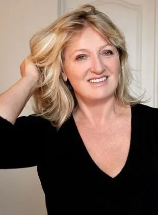 Charlotte De Turckheim - Atriz, Diretora, Roteirista, 5 de abril de 1955