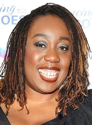 Chizzy Akudolu - Atriz, 7 de outubro de 1973