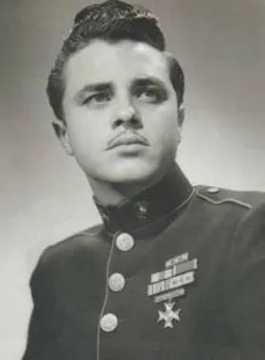 Chris Drake - 11 de dezembro de 1923, 9 de julho de 2006