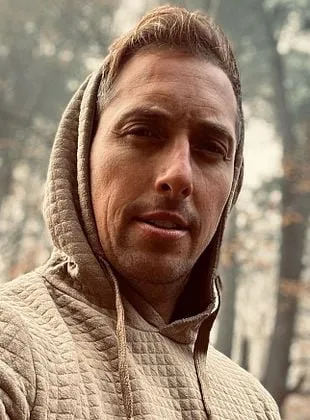 Chris Violette - Ator, 29 de maio de 1981