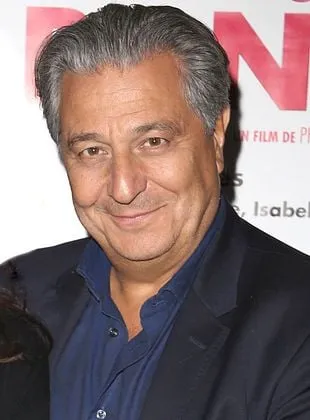 Christian Clavier - Ator, Roteirista, Produtor Associado, 6 de maio de 1952