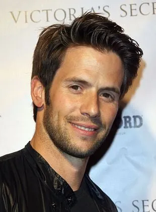 Christian Oliver - Ator, Produtor Executivo, 3 de março de 1972, 4 de janeiro de 2024