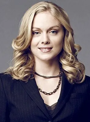 Christina Cole - Atriz, 8 de maio de 1982