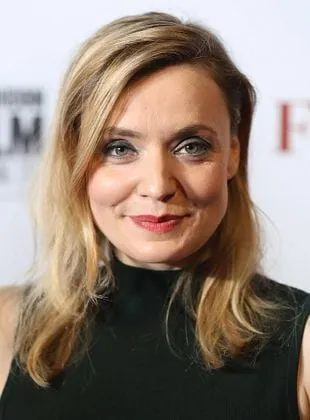 Christine Bottomley - Atriz, 27 de abril de 1979