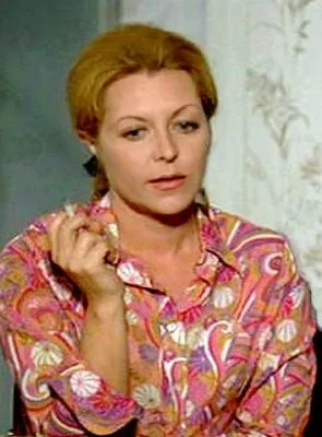 Christine Fabrega - 8 de abril de 1931, 11 de junho de 1988