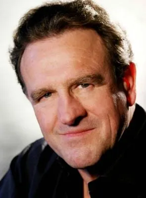 Christopher Malcolm - Ator, 19 de agosto de 1946, 15 de fevereiro de 2014