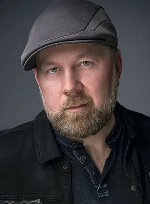 Christopher Sabat - 22 de abril de 1973