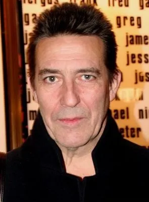 Ciarán Hinds - Ator, "Intérprete  (músicas do filme, versão brasileira)", 9 de fevereiro de 1953