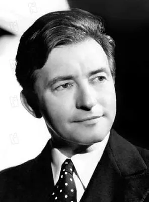 Claude Rains - Ator, 10 de novembro de 1889, 30 de maio de 1967