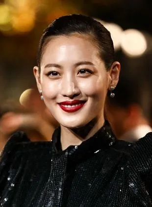 Claudia Kim - Atriz, 25 de janeiro de 1985