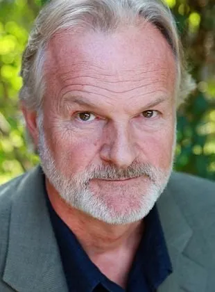 Clive Mantle - Ator, 3 de junho de 1957