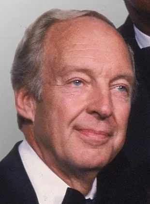 Conrad Bain - Ator, 4 de fevereiro de 1923, 14 de janeiro de 2013