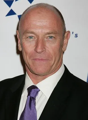 Corbin Bernsen - Ator, Diretor, Produtor, 7 de setembro de 1954