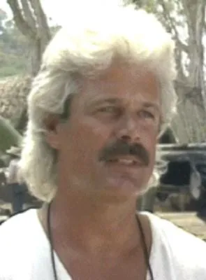 Craig R. Baxley - Diretor, Ator, Roteirista, 20 de outubro de 1949