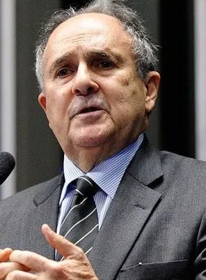 Cristovam Buarque - 20 de fevereiro de 1944