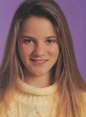 Crystal McKellar - Atriz, 16 de agosto de 1976