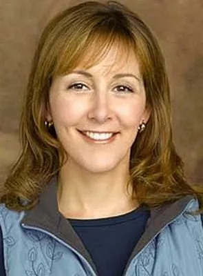 Cynthia Stevenson - Atriz, 2 de agosto de 1962