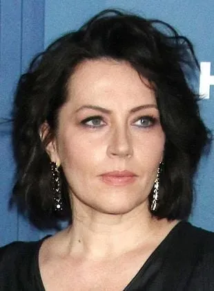 Dagmara Dominczyk - Atriz, 17 de julho de 1976