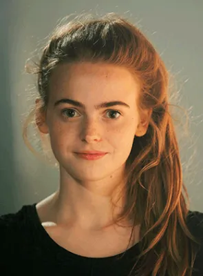 Daisy Waterstone - Atriz, 13 de junho de 1994