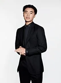 Dallas Liu - Ator, 21 de agosto de 2001