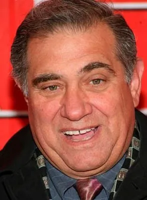 Dan Lauria - Ator, Diretor, 12 de abril de 1947