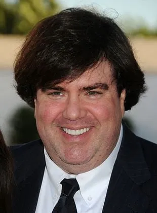 Dan Schneider - Roteirista, Ator, Produtor Executivo, 14 de janeiro de 1966