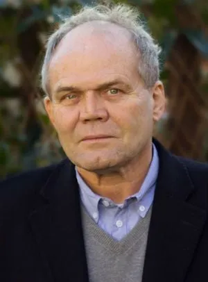 Dan Van Husen - Ator, 30 de abril de 1945, 31 de maio de 2020