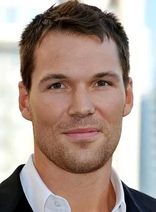 Daniel Cudmore - Ator, 20 de janeiro de 1981