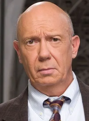 Dann Florek - Ator, Diretor, 1 de maio de 1950